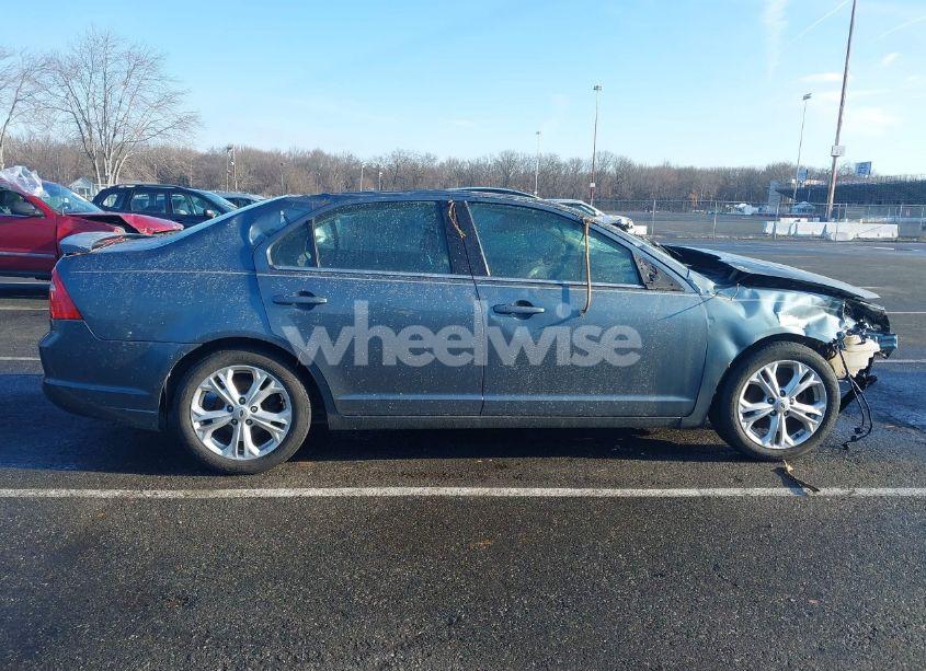 Photo 13 of 2012 Ford Fusion SE (VIN 3FAHP0HA9CR426064)