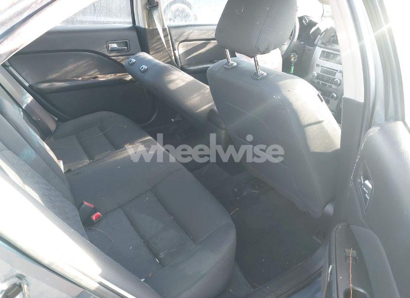 Photo 8 of 2012 Ford Fusion SE (VIN 3FAHP0HA9CR426064)