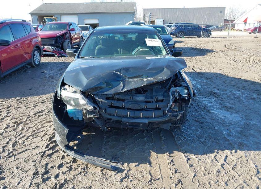 Photo 13 of 2010 Ford Fusion SE (VIN 3FAHP0HAXAR104286)