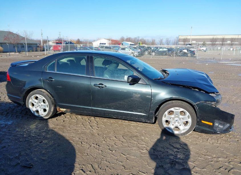 Photo 14 of 2010 Ford Fusion SE (VIN 3FAHP0HAXAR104286)