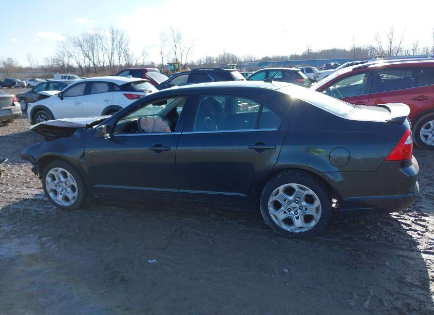 Photo 15 of 2010 Ford Fusion SE (VIN 3FAHP0HAXAR104286)