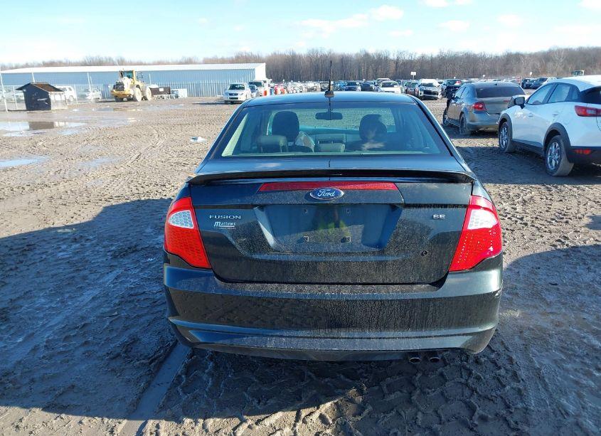 Photo 17 of 2010 Ford Fusion SE (VIN 3FAHP0HAXAR104286)