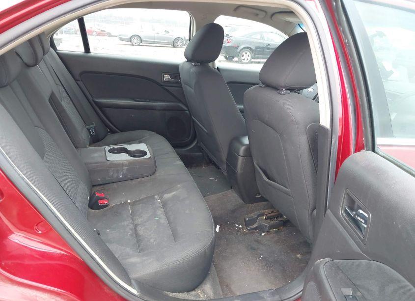 Photo 8 of 2010 Ford Fusion SE (VIN 3FAHP0HAXAR126756)