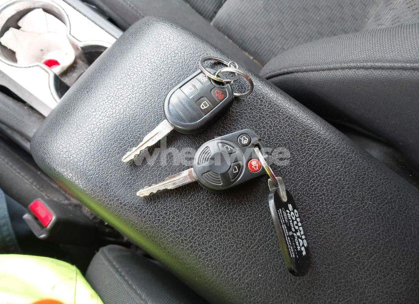 Photo 11 of 2010 Ford Fusion SE (VIN 3FAHP0HAXAR164973)