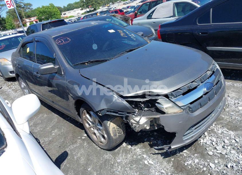 2010 Ford Fusion SE (VIN 3FAHP0HAXAR194104) main photo