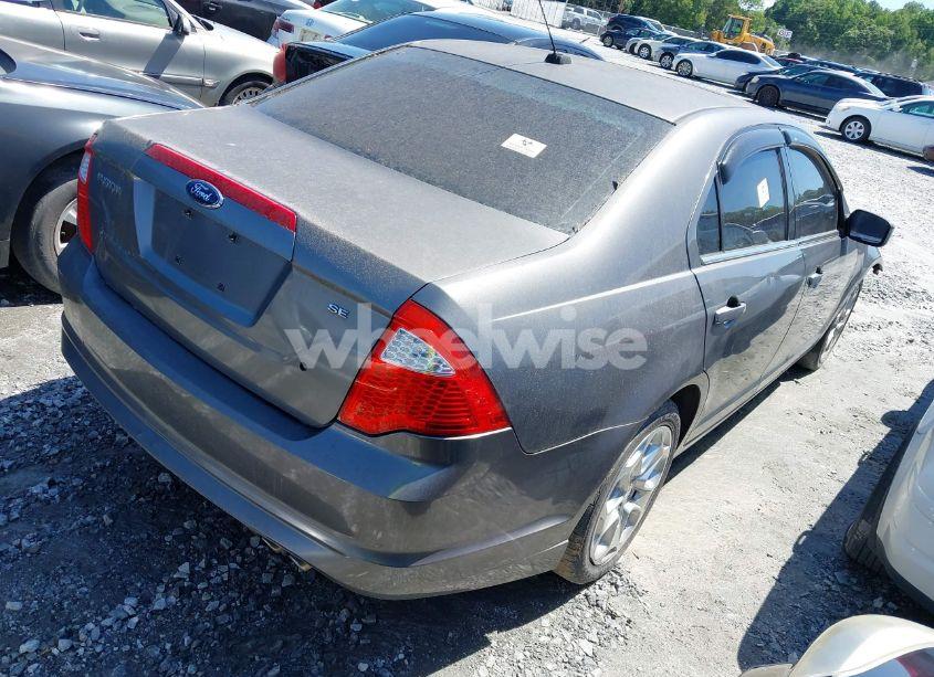 Photo 4 of 2010 Ford Fusion SE (VIN 3FAHP0HAXAR194104)