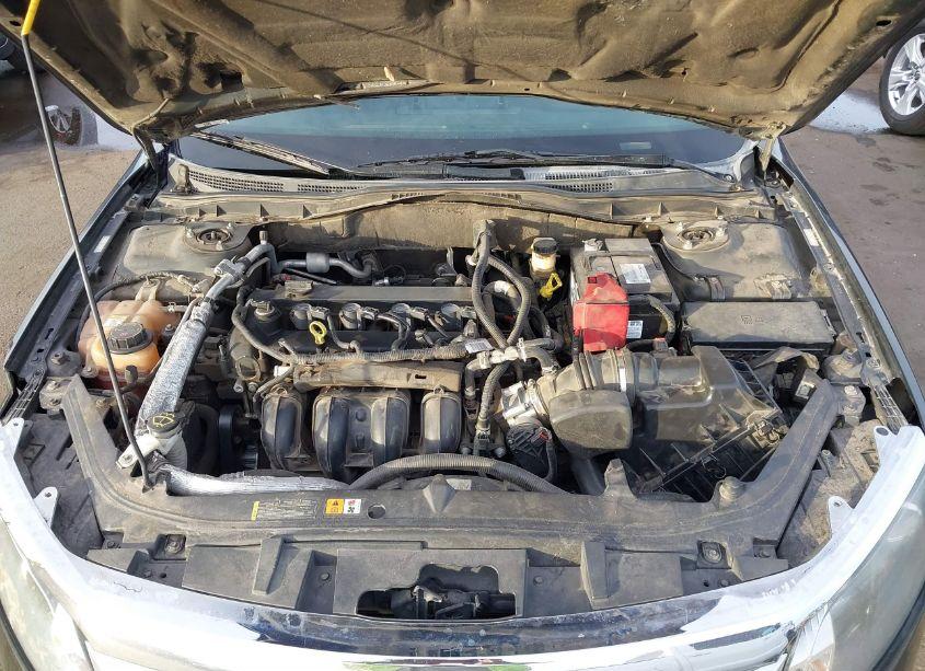 Photo 10 of 2010 Ford Fusion SE (VIN 3FAHP0HAXAR223469)