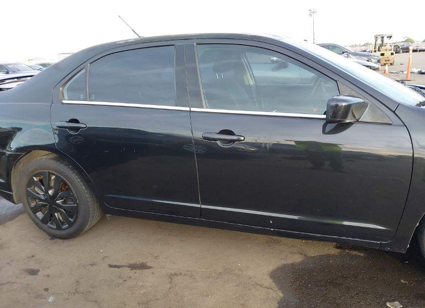 Photo 13 of 2010 Ford Fusion SE (VIN 3FAHP0HAXAR223469)