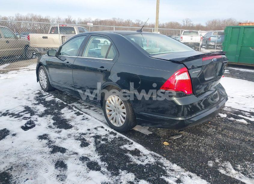 Photo 3 of 2010 Ford Fusion SE (VIN 3FAHP0HAXAR279234)