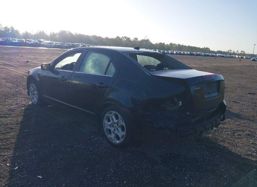 Photo 3 of 2010 Ford Fusion SE (VIN 3FAHP0HAXAR288046)