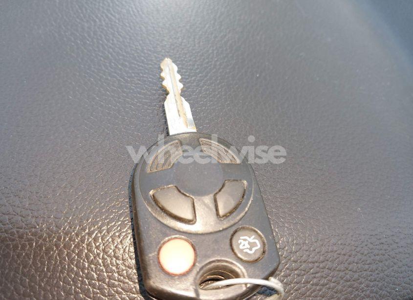 Photo 11 of 2010 Ford Fusion SE (VIN 3FAHP0HAXAR301944)