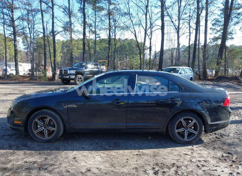 Photo 15 of 2010 Ford Fusion SE (VIN 3FAHP0HAXAR301944)