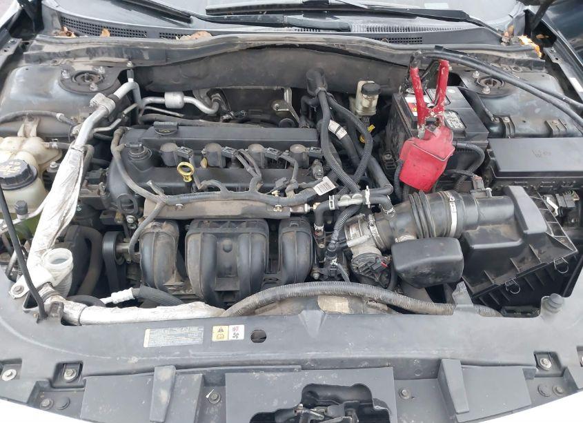 Photo 10 of 2010 Ford Fusion SE (VIN 3FAHP0HAXAR314337)