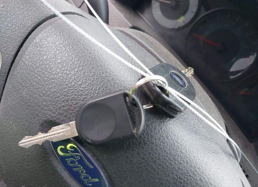 Photo 11 of 2010 Ford Fusion SE (VIN 3FAHP0HAXAR314337)