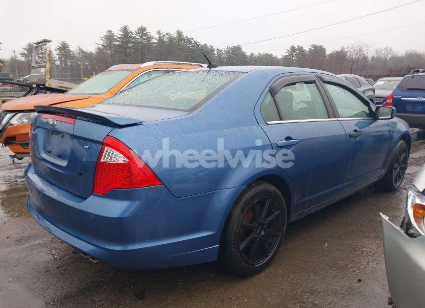 Photo 4 of 2010 Ford Fusion SE (VIN 3FAHP0HAXAR319540)