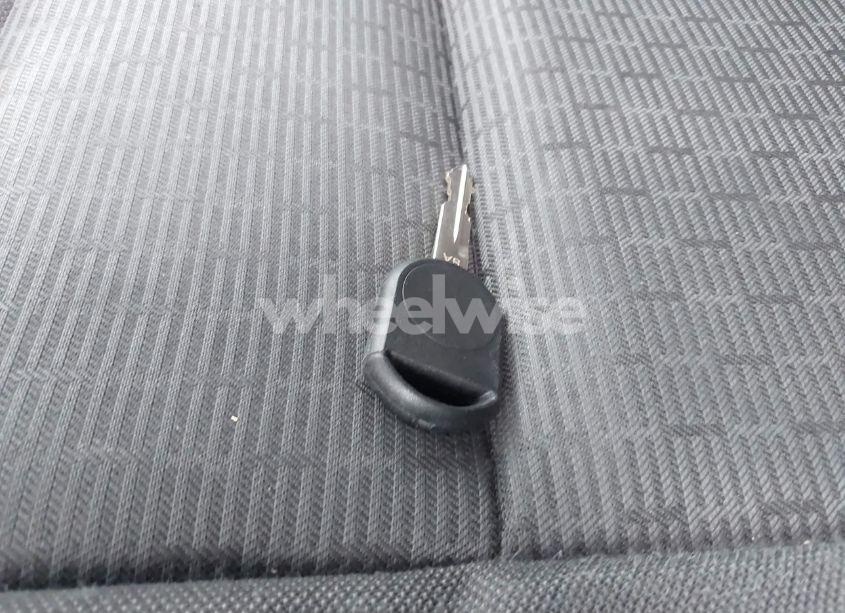 Photo 11 of 2010 Ford Fusion SE (VIN 3FAHP0HAXAR334068)