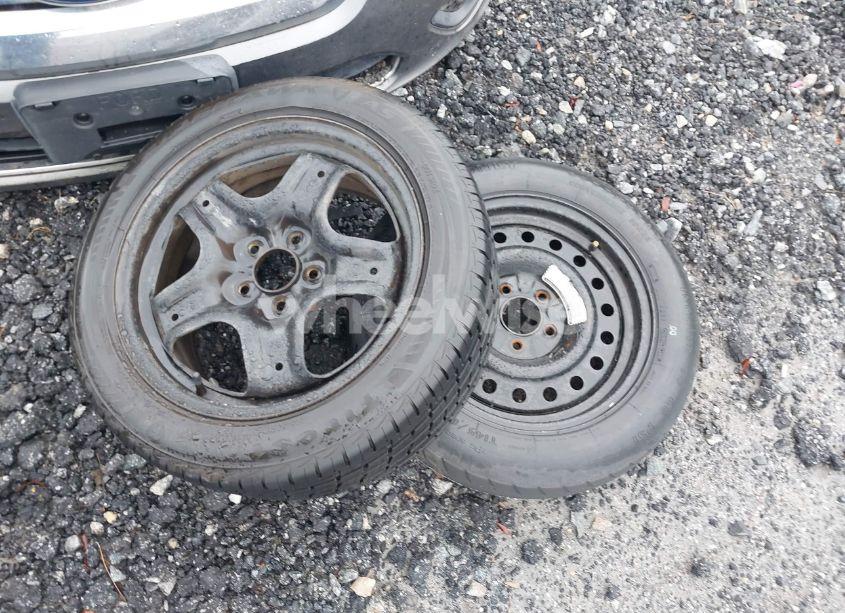 Photo 12 of 2010 Ford Fusion SE (VIN 3FAHP0HAXAR334068)