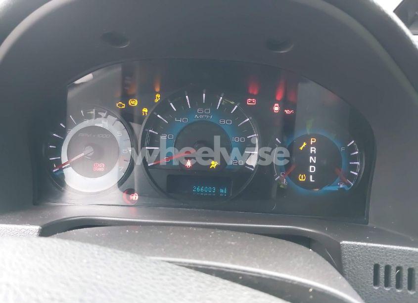 Photo 7 of 2010 Ford Fusion SE (VIN 3FAHP0HAXAR334068)