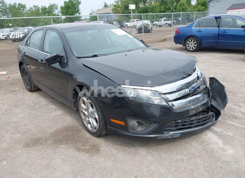 2010 Ford Fusion SE (VIN 3FAHP0HAXAR377857) main photo
