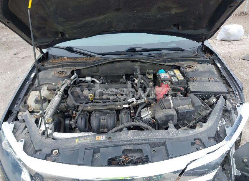 Photo 10 of 2010 Ford Fusion SE (VIN 3FAHP0HAXAR377857)