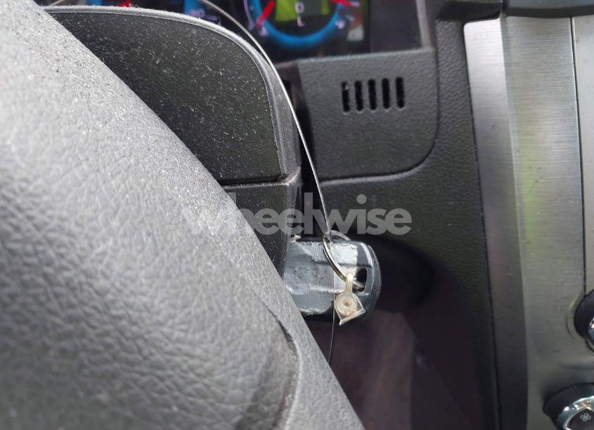 Photo 11 of 2010 Ford Fusion SE (VIN 3FAHP0HAXAR377857)