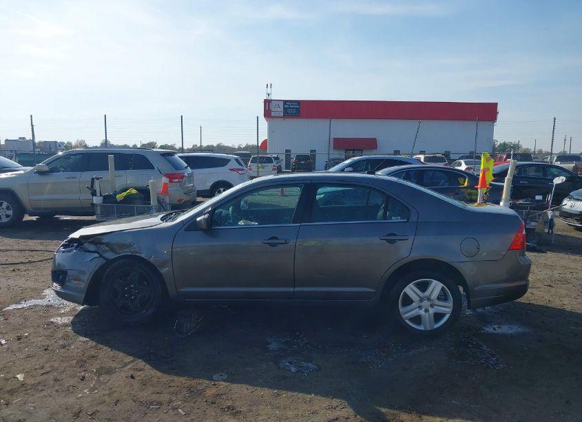 Photo 14 of 2010 Ford Fusion SE (VIN 3FAHP0HAXAR381424)