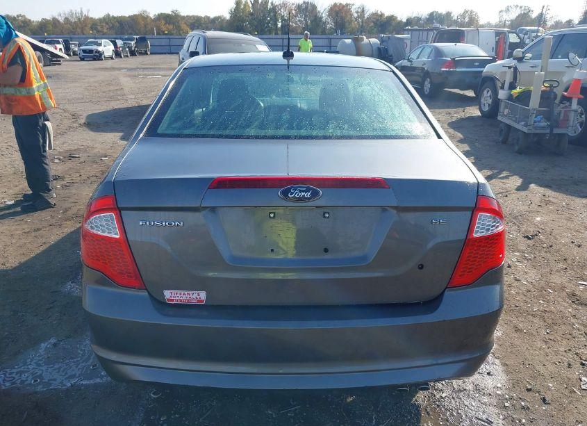 Photo 16 of 2010 Ford Fusion SE (VIN 3FAHP0HAXAR381424)