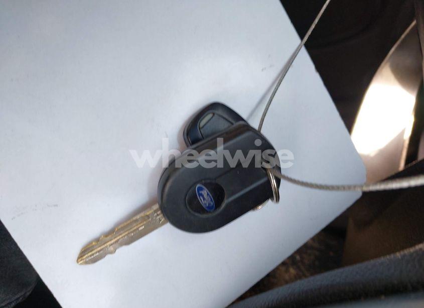 Photo 11 of 2010 Ford Fusion SE (VIN 3FAHP0HAXAR408301)