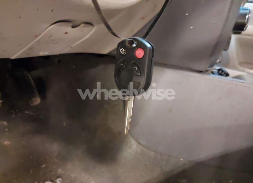 Photo 11 of 2010 Ford Fusion SE (VIN 3FAHP0HAXAR415524)