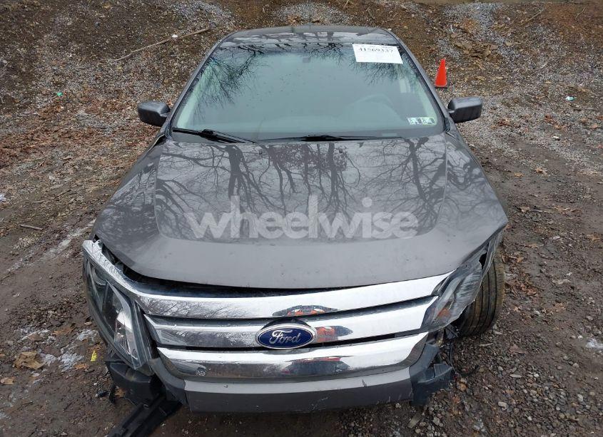 Photo 12 of 2010 Ford Fusion SE (VIN 3FAHP0HAXAR421582)