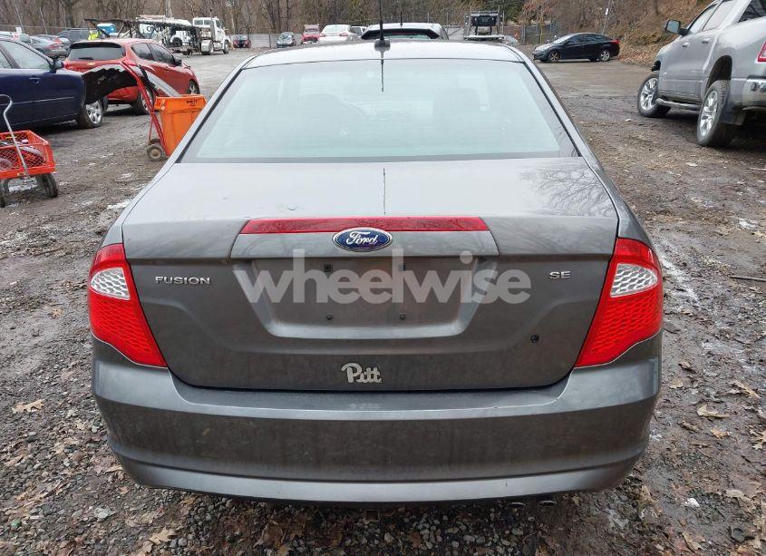 Photo 16 of 2010 Ford Fusion SE (VIN 3FAHP0HAXAR421582)