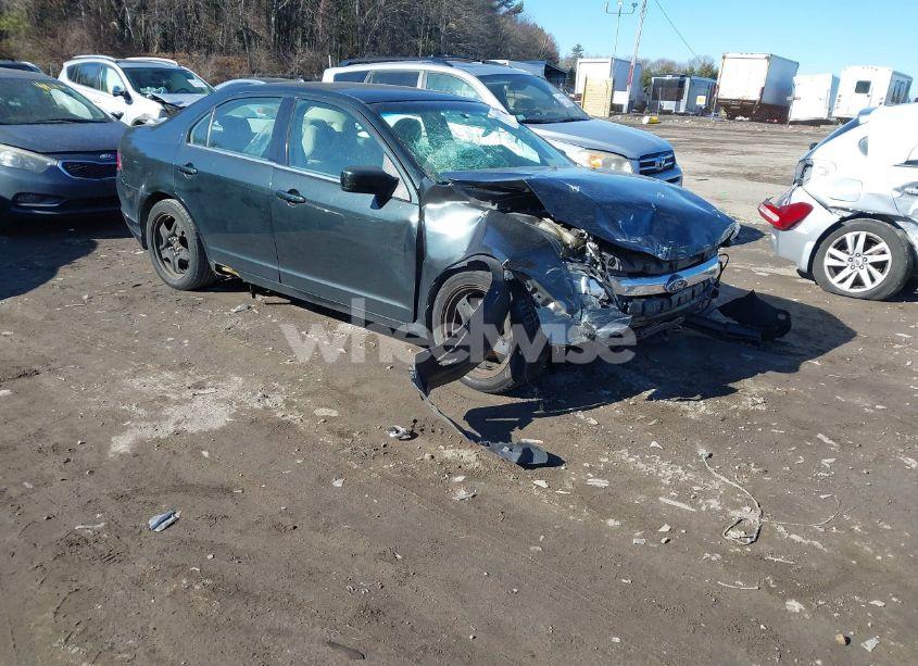 2010 Ford Fusion SE (VIN 3FAHP0HAXAR424031) main photo