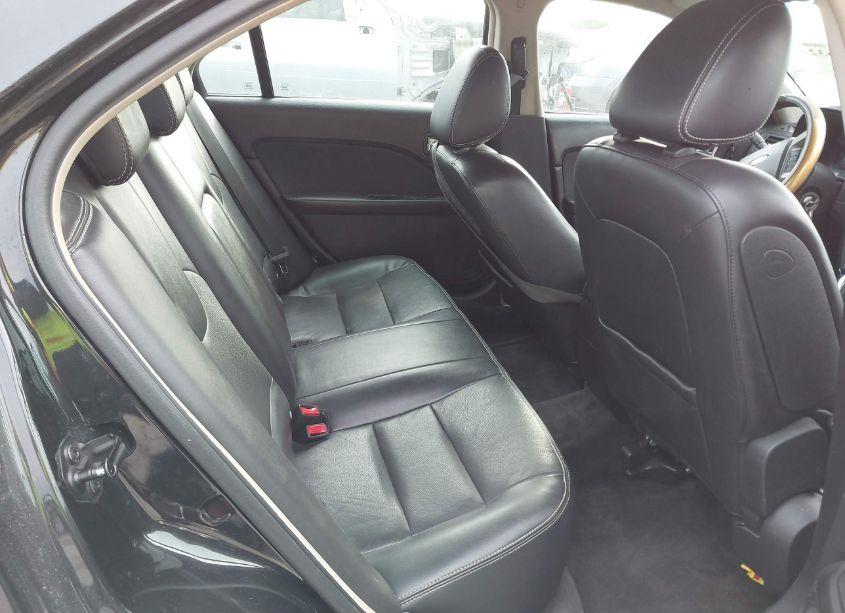 Photo 8 of 2010 Ford Fusion SE (VIN 3FAHP0HAXAR427690)