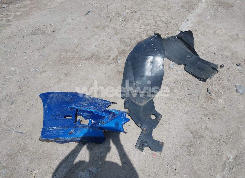 Photo 12 of 2011 Ford Fusion SE (VIN 3FAHP0HAXBR120134)