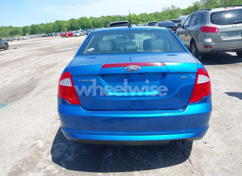 Photo 17 of 2011 Ford Fusion SE (VIN 3FAHP0HAXBR120134)