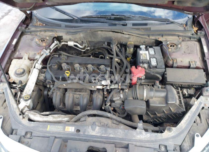 Photo 10 of 2011 Ford Fusion SE (VIN 3FAHP0HAXBR120215)