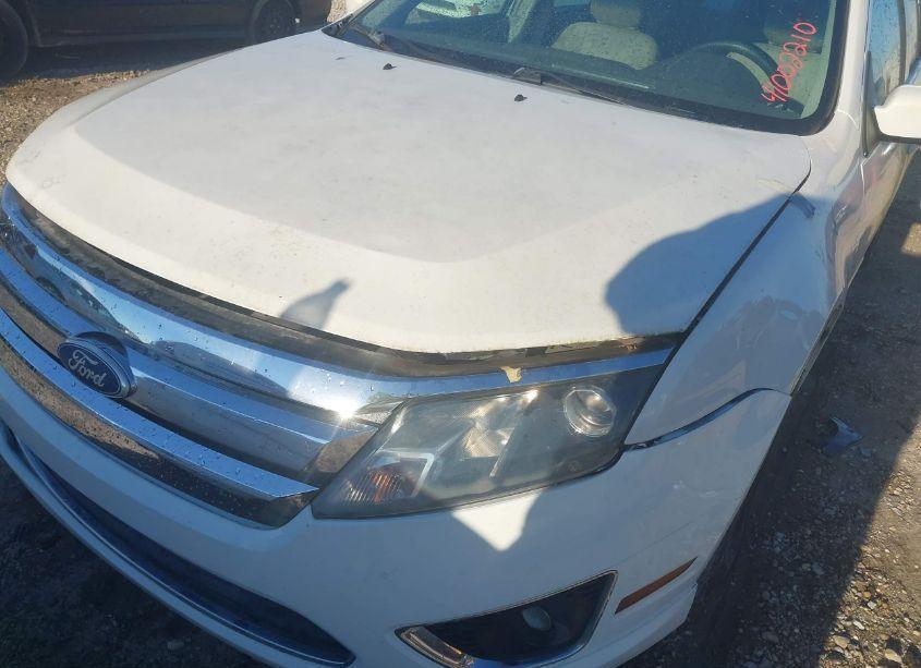 Photo 6 of 2011 Ford Fusion SE (VIN 3FAHP0HAXBR123132)