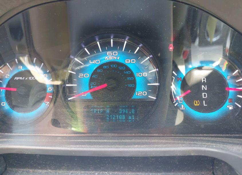 2011 Ford Fusion SE (VIN 3FAHP0HAXBR140948) main photo