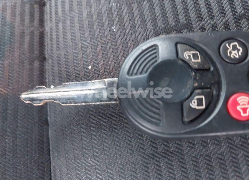 Photo 11 of 2011 Ford Fusion SE (VIN 3FAHP0HAXBR153764)