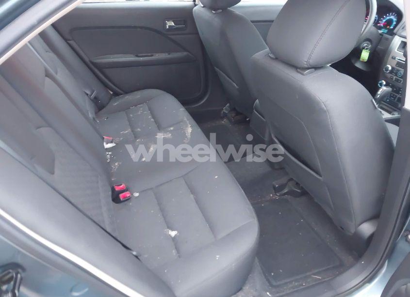 Photo 8 of 2011 Ford Fusion SE (VIN 3FAHP0HAXBR153764)