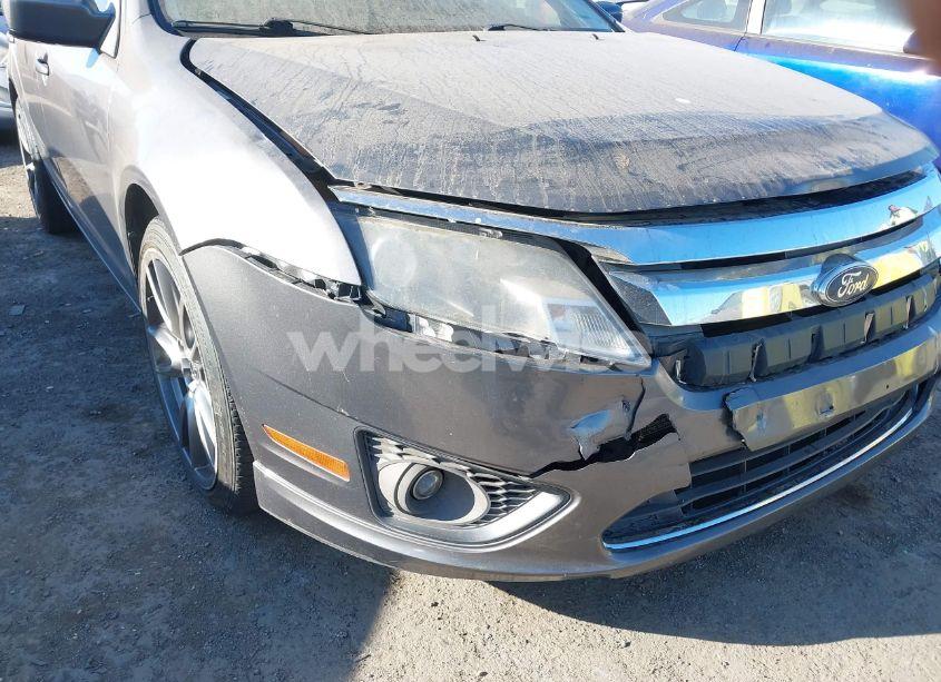 Photo 6 of 2011 Ford Fusion SE (VIN 3FAHP0HAXBR156969)