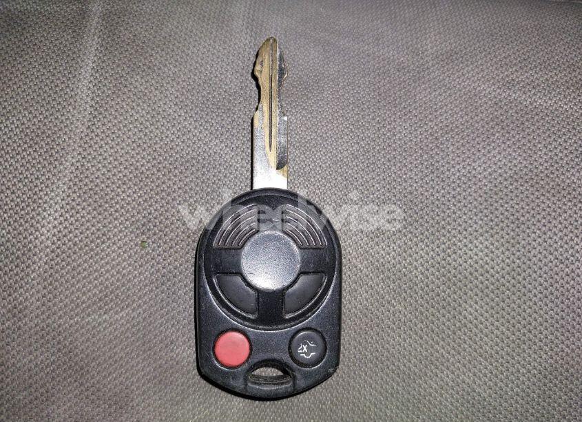 Photo 11 of 2011 Ford Fusion SE (VIN 3FAHP0HAXBR176204)