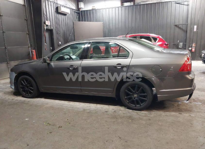 Photo 15 of 2011 Ford Fusion SE (VIN 3FAHP0HAXBR176204)