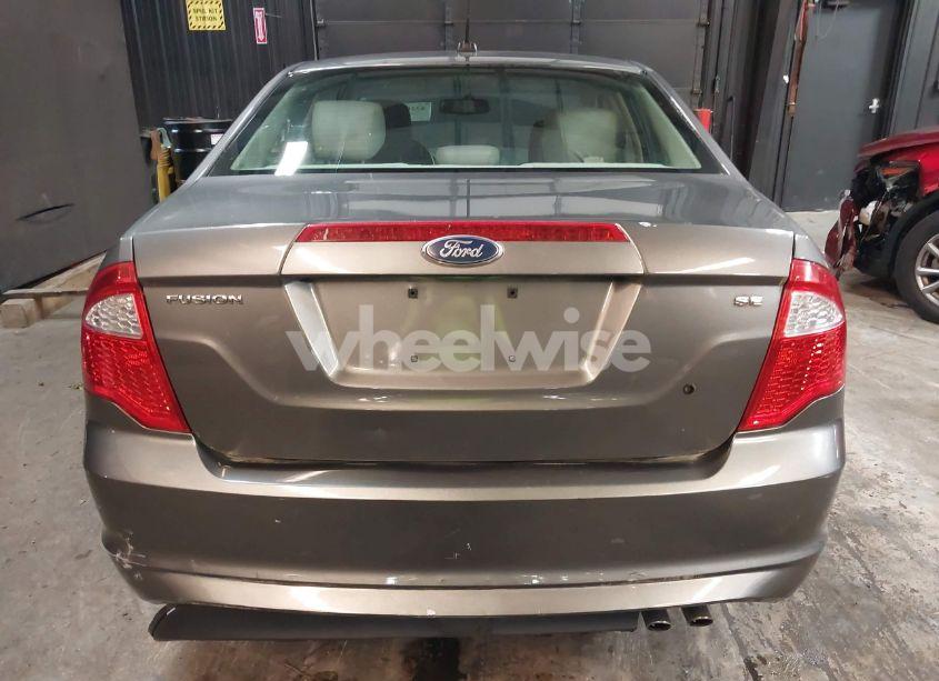 Photo 17 of 2011 Ford Fusion SE (VIN 3FAHP0HAXBR176204)