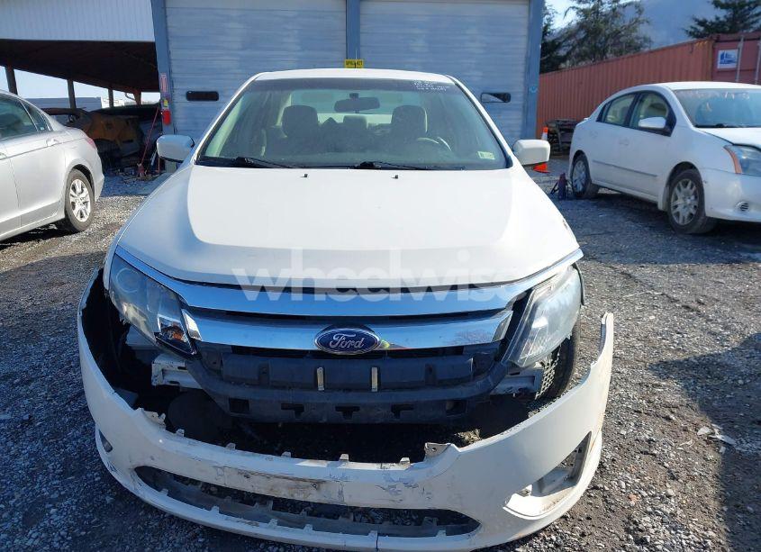 Photo 13 of 2011 Ford Fusion SE (VIN 3FAHP0HAXBR185047)