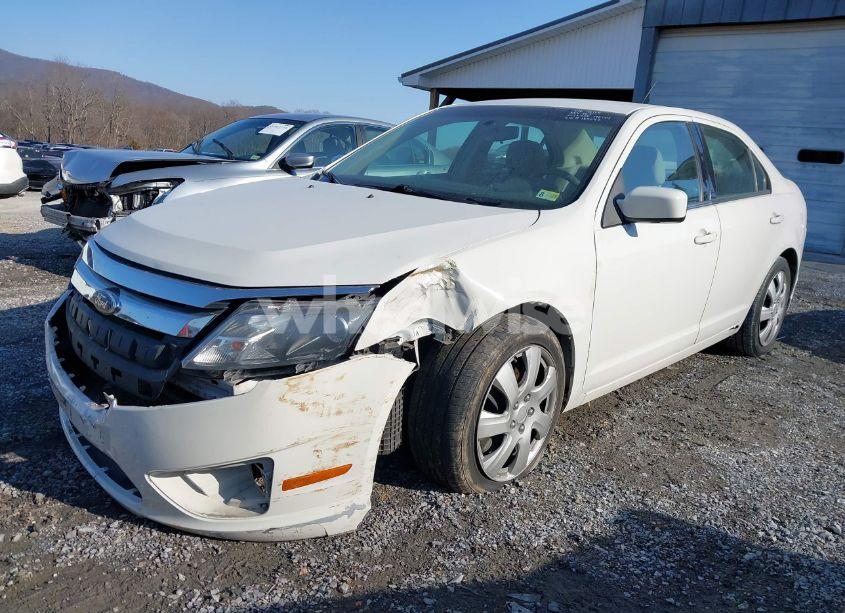 Photo 6 of 2011 Ford Fusion SE (VIN 3FAHP0HAXBR185047)