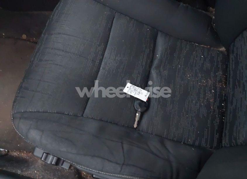 Photo 11 of 2011 Ford Fusion SE (VIN 3FAHP0HAXBR216426)