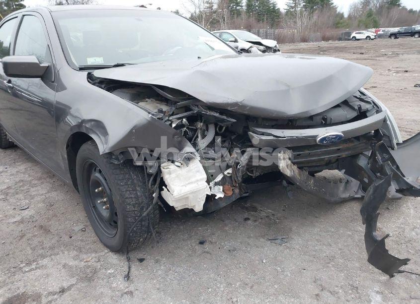 Photo 12 of 2011 Ford Fusion SE (VIN 3FAHP0HAXBR216426)