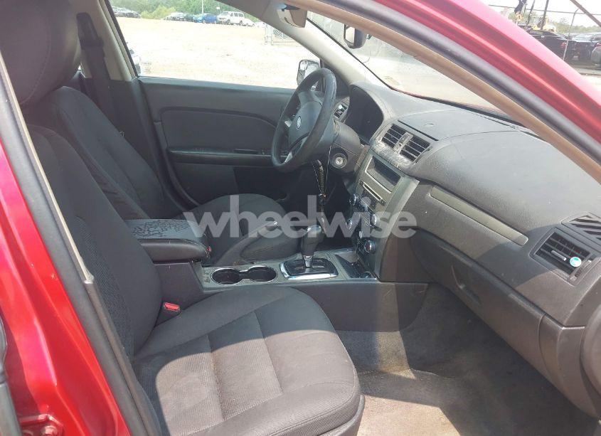 Photo 5 of 2011 Ford Fusion SE (VIN 3FAHP0HAXBR220525)