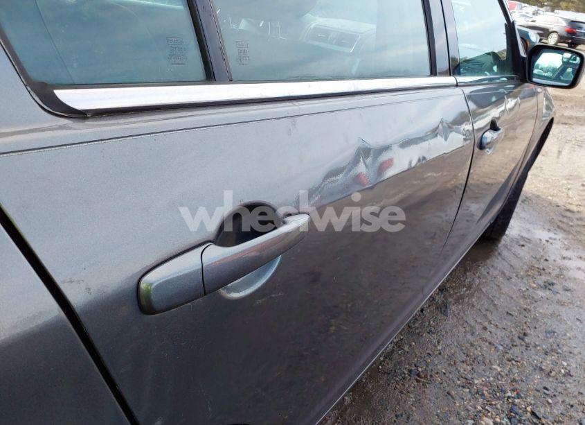 Photo 20 of 2011 Ford Fusion SE (VIN 3FAHP0HAXBR249541)